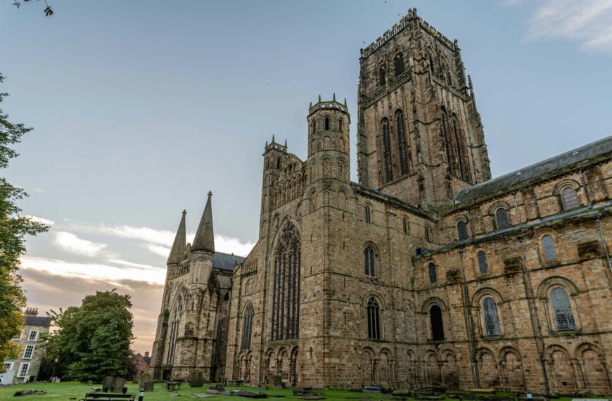 How do I write in a Durham accent?